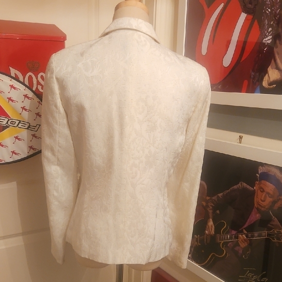 Bob Mackie Textured Cream Blazer - Picture 2 of 5